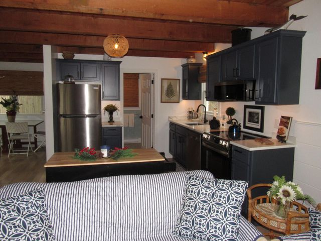 9 Bells Neck Road APT 10, West Harwich, MA 02671