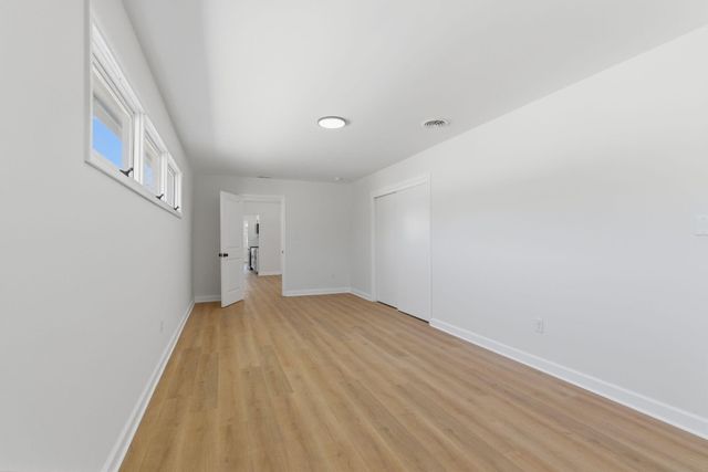 207 Harrington Avenue, Crown Point, IN 46307