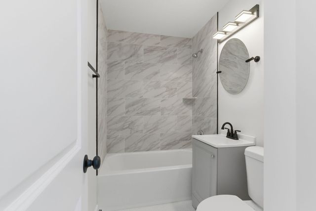 207 Harrington Avenue, Crown Point, IN 46307