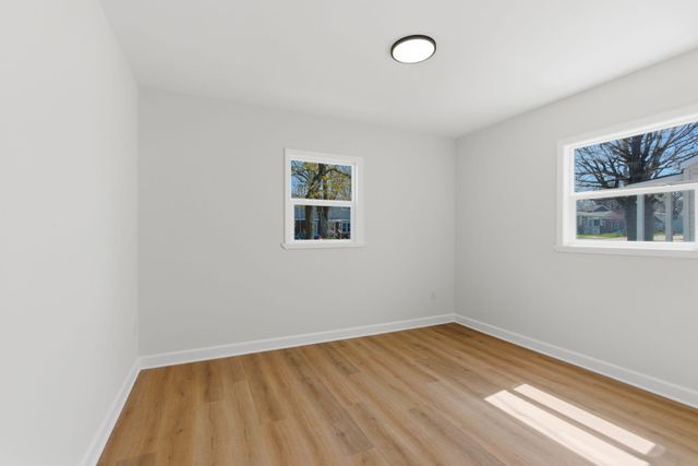 207 Harrington Avenue, Crown Point, IN 46307