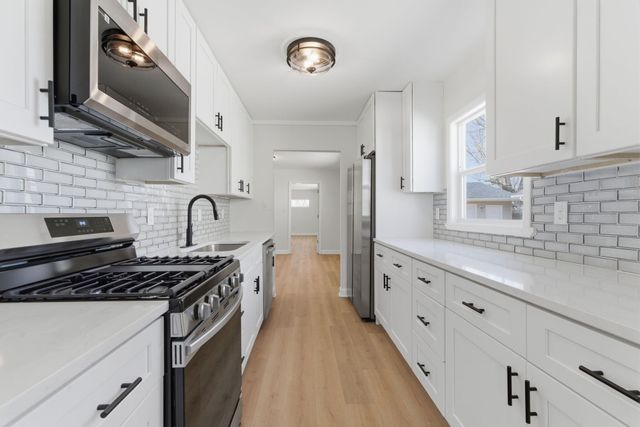 207 Harrington Avenue, Crown Point, IN 46307