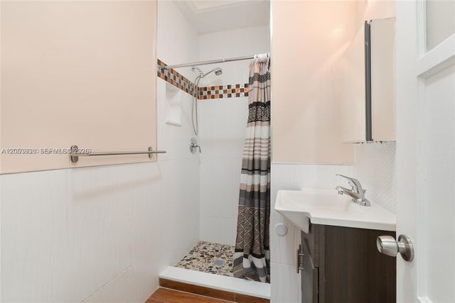 920 N 26th Avenue 0, Hollywood, FL 33020