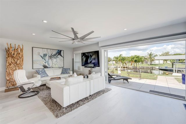 5204 TOWER DRIVE, Cape Coral, FL 33904