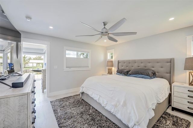 5204 TOWER DRIVE, Cape Coral, FL 33904