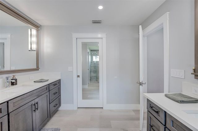 5204 TOWER DRIVE, Cape Coral, FL 33904