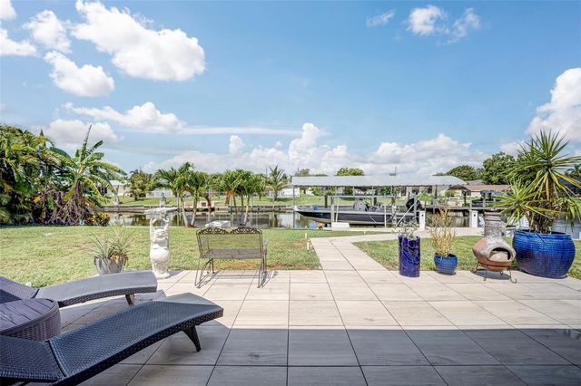 5204 TOWER DRIVE, Cape Coral, FL 33904