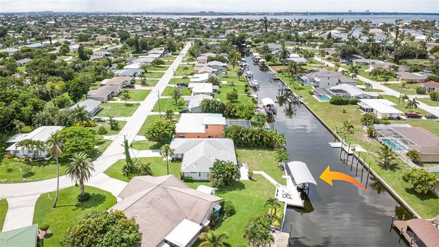5204 TOWER DRIVE, Cape Coral, FL 33904