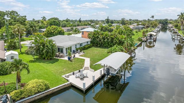 5204 TOWER DRIVE, Cape Coral, FL 33904