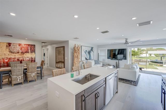 5204 TOWER DRIVE, Cape Coral, FL 33904
