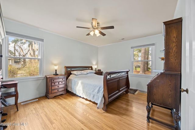 225 N 6th Street, Aurora, NC 27806