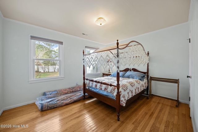 225 N 6th Street, Aurora, NC 27806