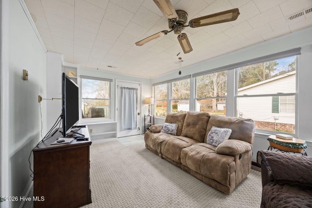 225 N 6th Street, Aurora, NC 27806