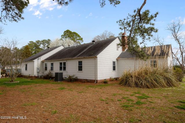 225 N 6th Street, Aurora, NC 27806