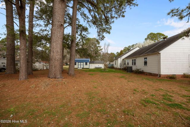 225 N 6th Street, Aurora, NC 27806