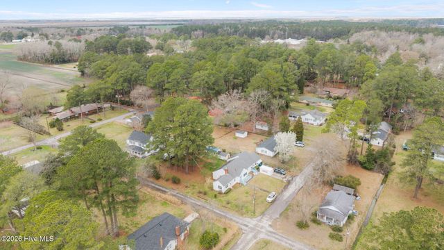 225 N 6th Street, Aurora, NC 27806