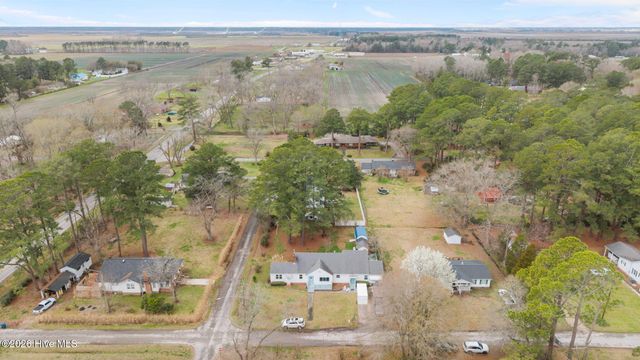 225 N 6th Street, Aurora, NC 27806