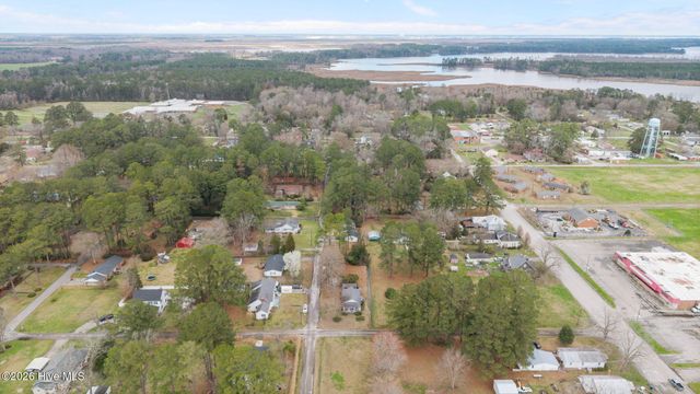 225 N 6th Street, Aurora, NC 27806