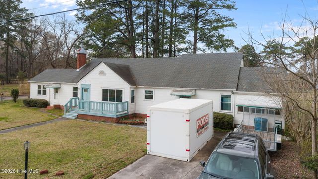 225 N 6th Street, Aurora, NC 27806