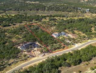 1962 Paradise PKWY, Canyon Lake, TX 78133