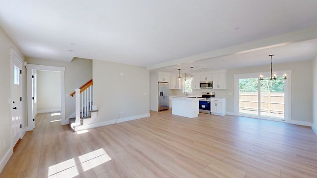 158 Wood Street, Middleboro, MA 02346