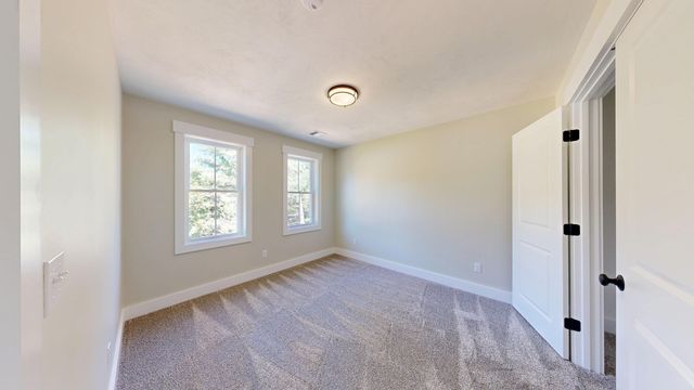 158 Wood Street, Middleboro, MA 02346