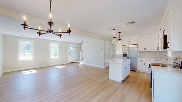 158 Wood Street, Middleboro, MA 02346