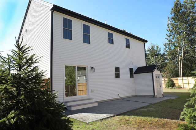 158 Wood Street, Middleboro, MA 02346