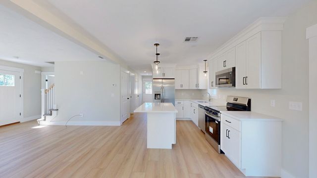158 Wood Street, Middleboro, MA 02346