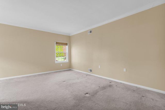 9 FLORIAN CT, Manchester, NJ 08759