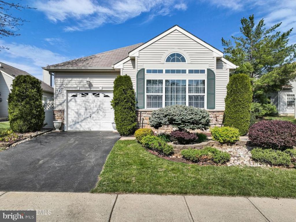 9 FLORIAN CT, Manchester, NJ 08759