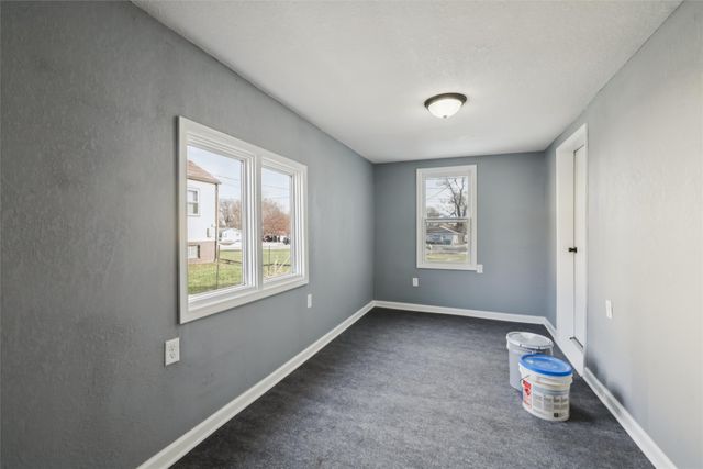 4710 NE 31st Street, Des Moines, IA 50317