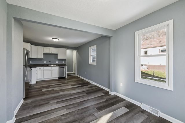 4710 NE 31st Street, Des Moines, IA 50317