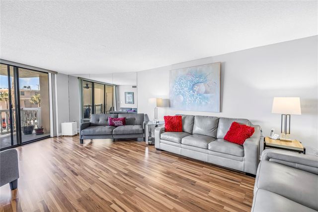 6650 SUNSET WAY 105, St Pete Beach, FL 33706