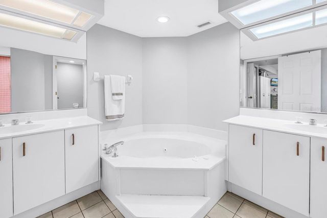 6650 SUNSET WAY 105, St Pete Beach, FL 33706