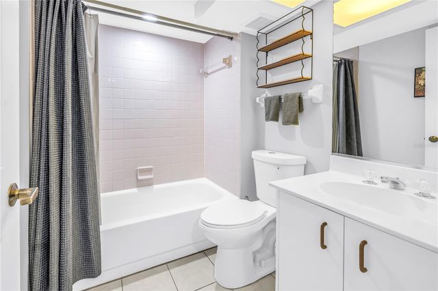 6650 SUNSET WAY 105, St Pete Beach, FL 33706