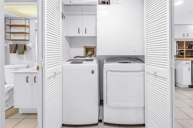 6650 SUNSET WAY 105, St Pete Beach, FL 33706