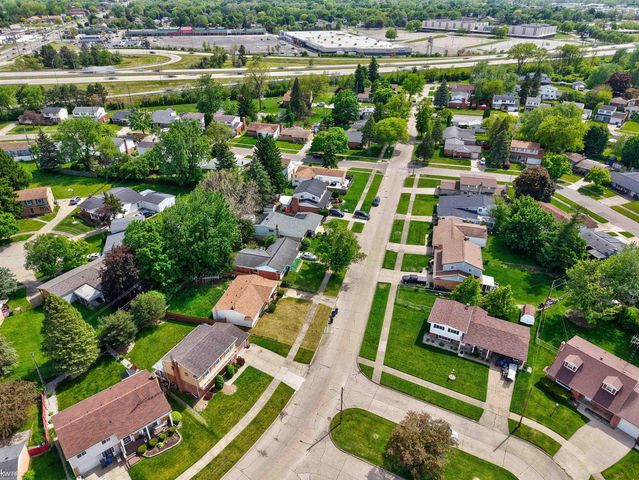 3626 Easthampton Drive, Flint, MI 48503