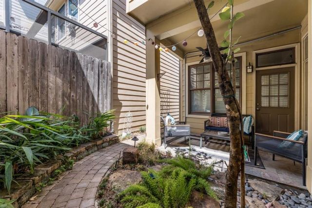 5303 Nett Street A, Houston, TX 77007