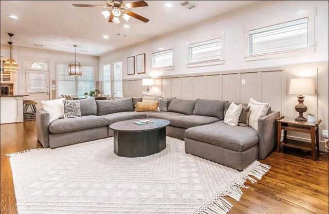 5303 Nett Street A, Houston, TX 77007