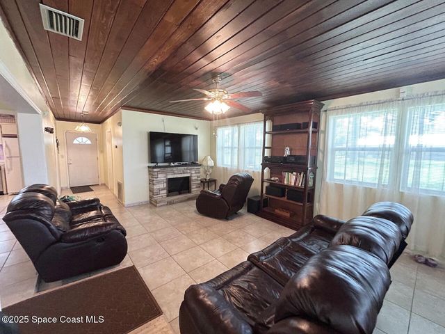 101 S Singleton Avenue, Titusville, FL 32796