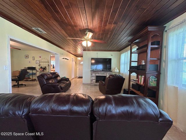 101 S Singleton Avenue, Titusville, FL 32796