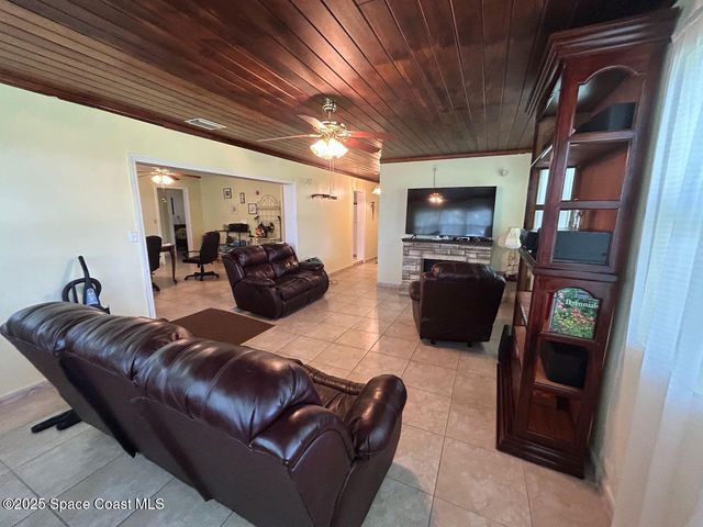 101 S Singleton Avenue, Titusville, FL 32796