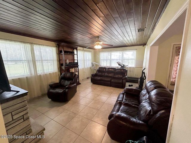 101 S Singleton Avenue, Titusville, FL 32796