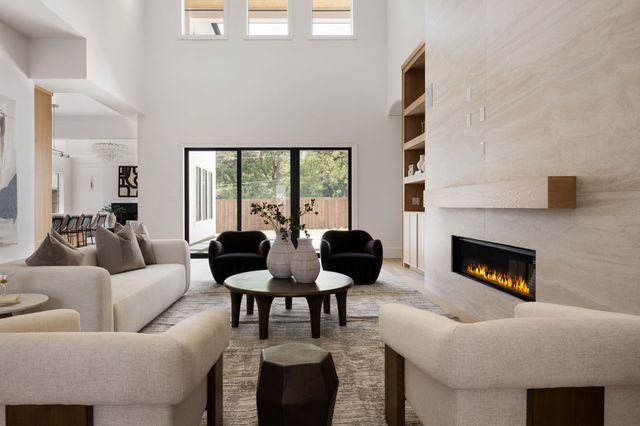 9421 Thornberry Lane, Dallas, TX 75220