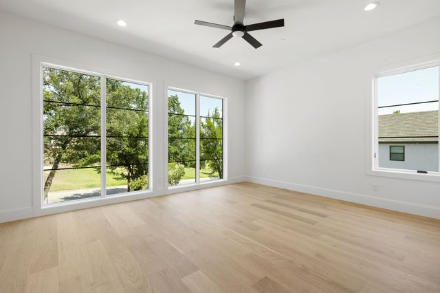 9421 Thornberry Lane, Dallas, TX 75220
