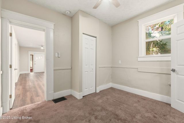 209 S 42nd St, Louisville, KY 40212