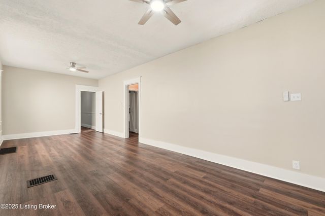 209 S 42nd St, Louisville, KY 40212