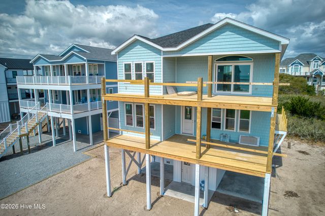 24 Porpoise Place, N Topsail Beach, NC 28460