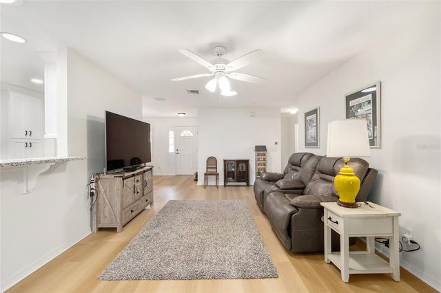9042 SW 102ND CIRCLE, Ocala, FL 34481