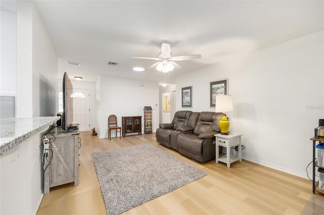 9042 SW 102ND CIRCLE, Ocala, FL 34481